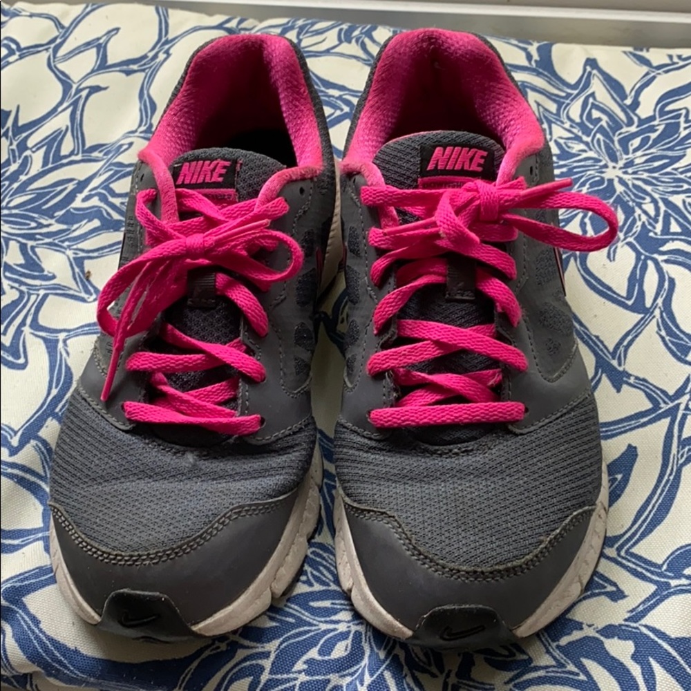 Nike Downshifter 6